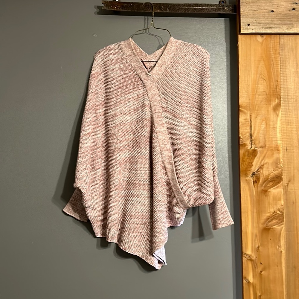 Sweater/ poncho